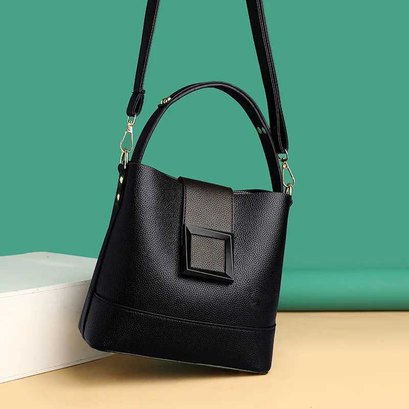New Versatile Leather Bucket Tote Bag Trendy Female Shoulder Handbag Large Capacity Fashion Womens Crossbody Bags Z250512