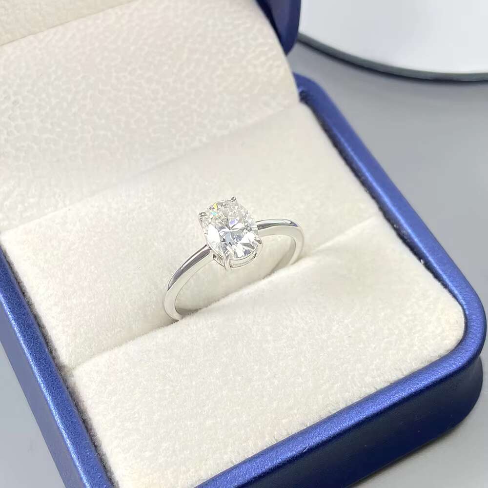 FOXI Vintage Oval Diamond Engagement Ring Unique 925 Sterling Silver Moissanite Wedding Ring Cluster Promise Ring for Women