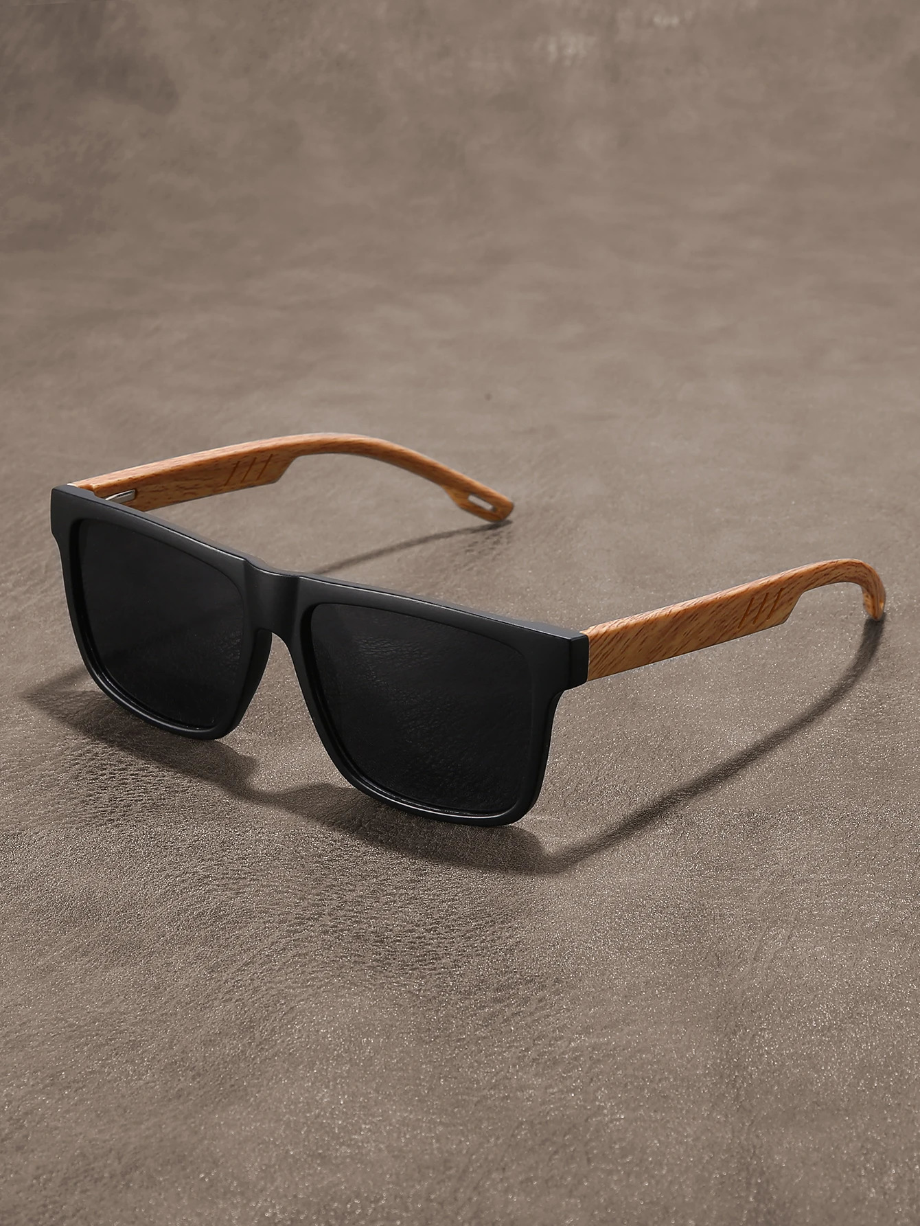 1pc Retro Walnut UltraLight Square Polarized Exquisite Fashion Sun Glasses For Men Women Outdoor Driving Beach Travel Eyewear 250512