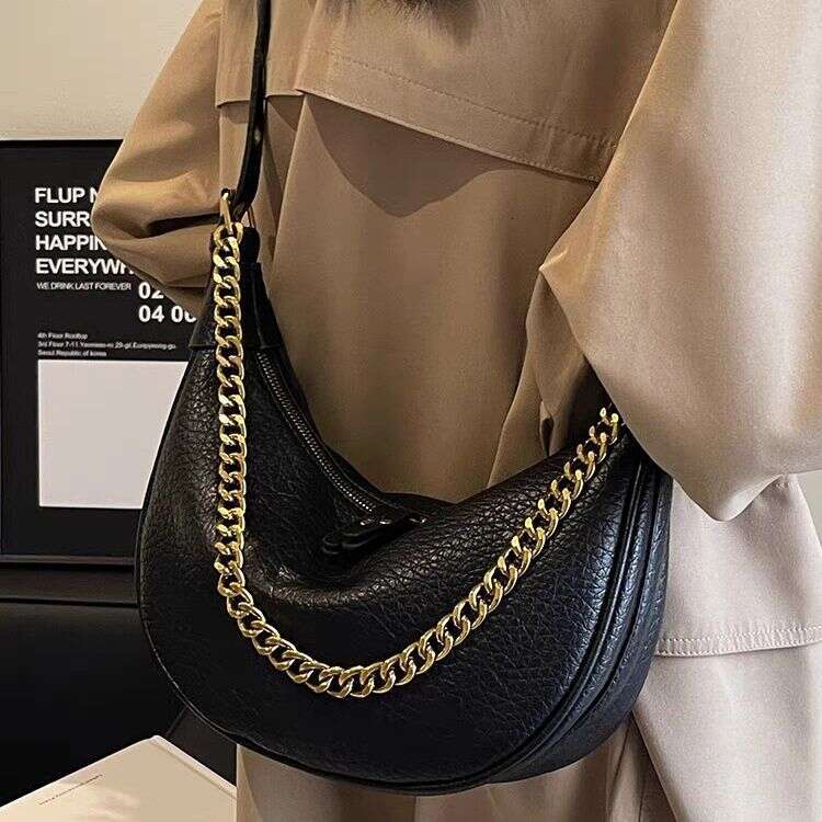 Large capacity for women 2025 new high-end texture niche autumn and winter versatile shoulder chain dumpling bag