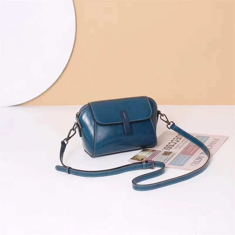 Cowhide Leather Cross Body Small For Women Fashionable And Versatile Shoulder Shell Hand Ladies Casual Phone Bag 5.