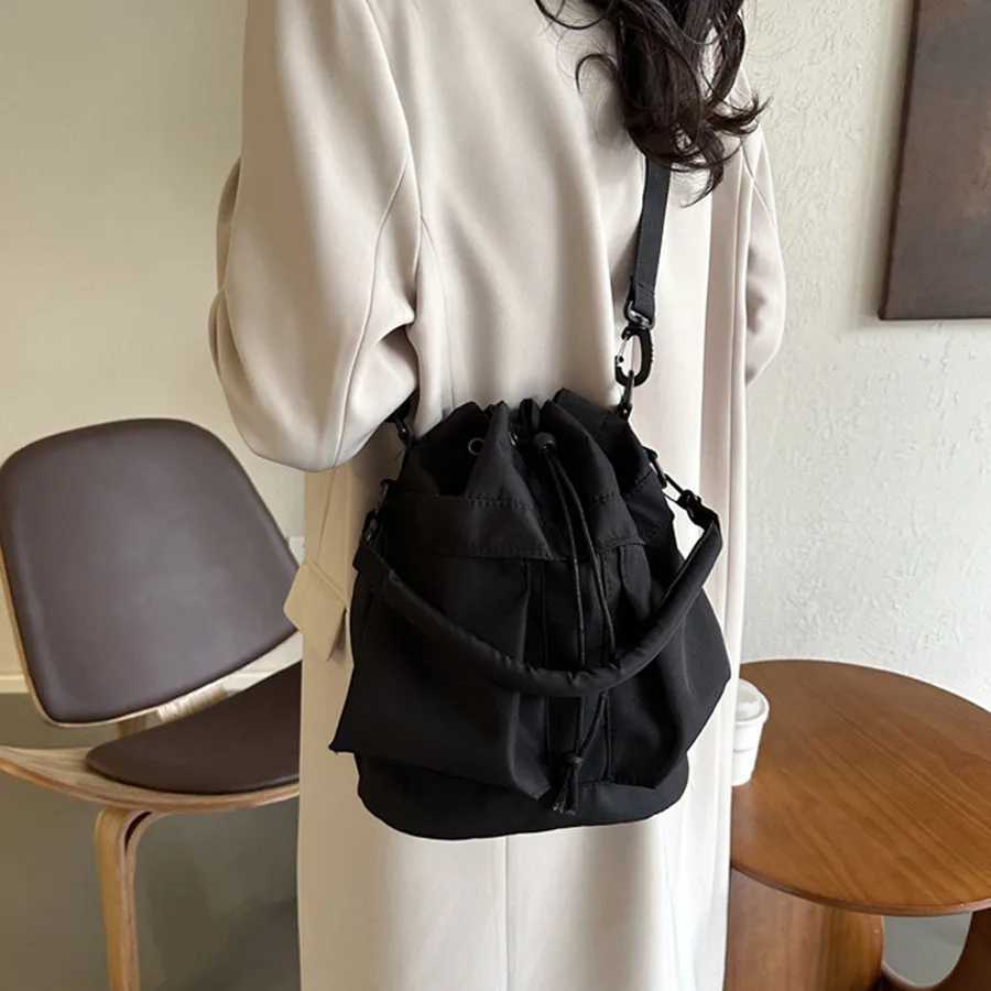 Fashion Women Shoulder Bag Nylon Women Large Capacity Casual Handbag Drawstring Crossbody Bag Tote BagXJ250512