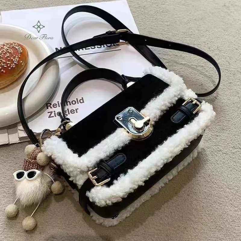 Womens Fashion Lamb Wool Shoulder Bags Autumn Winter New Handbag Cute Patchwork Purse Messenger Bag Casual Crossbody Bags Z250512