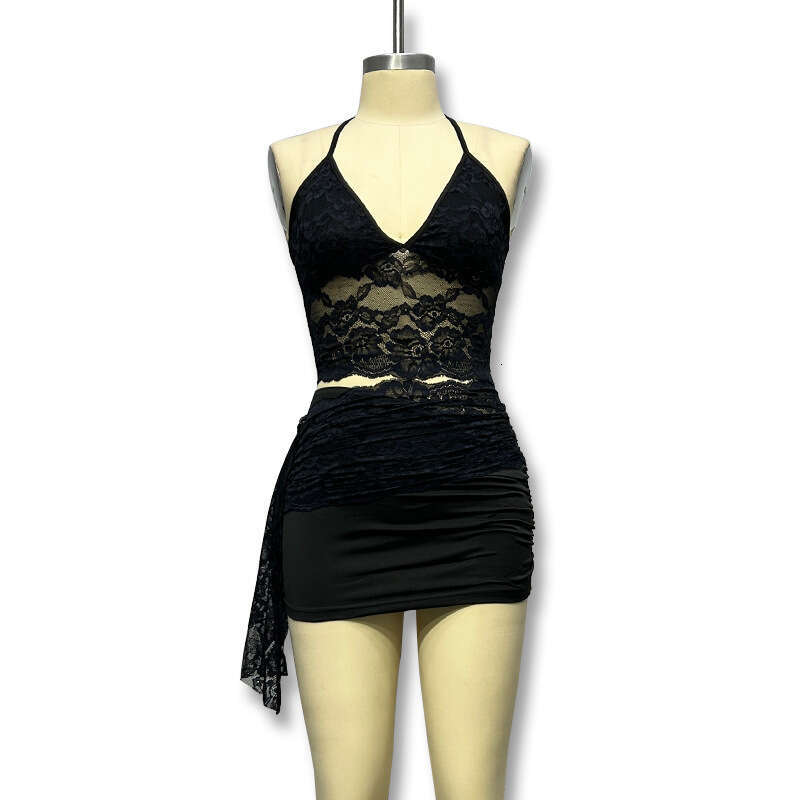 Fashionable plus-size women's clothing new style sexy see through tank top with hollowed out lace splicing, hip hugging short skirt women's 