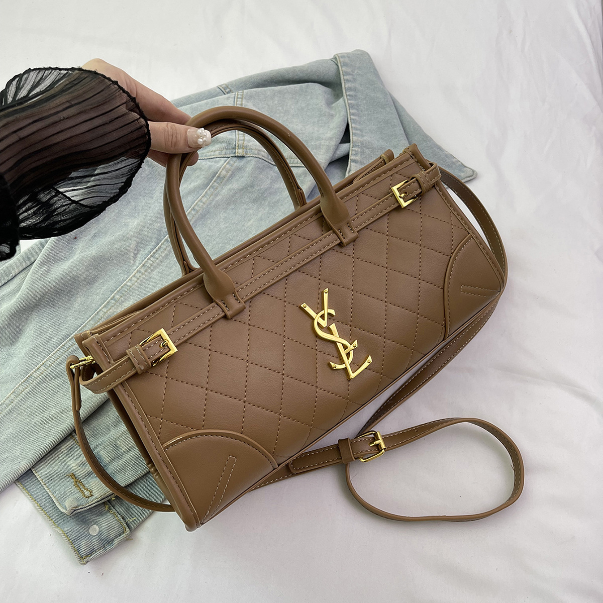 New bag under the armpit bag popular letter embroidery line commuter bag hand shoulder diagonal cross trend female bag 2025