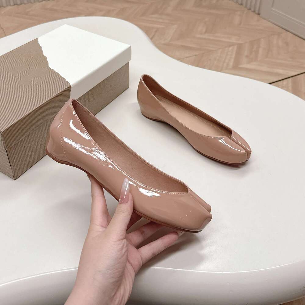 Women Size35-41 Patent Leather Ballet Flats Solid Colors Leisure Low Heels Round-Toes Designer Shoes Zapatillas De Mujer