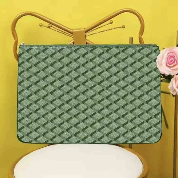 Couple style envelope hand-held bag, tablet, medium large size, how many options are available