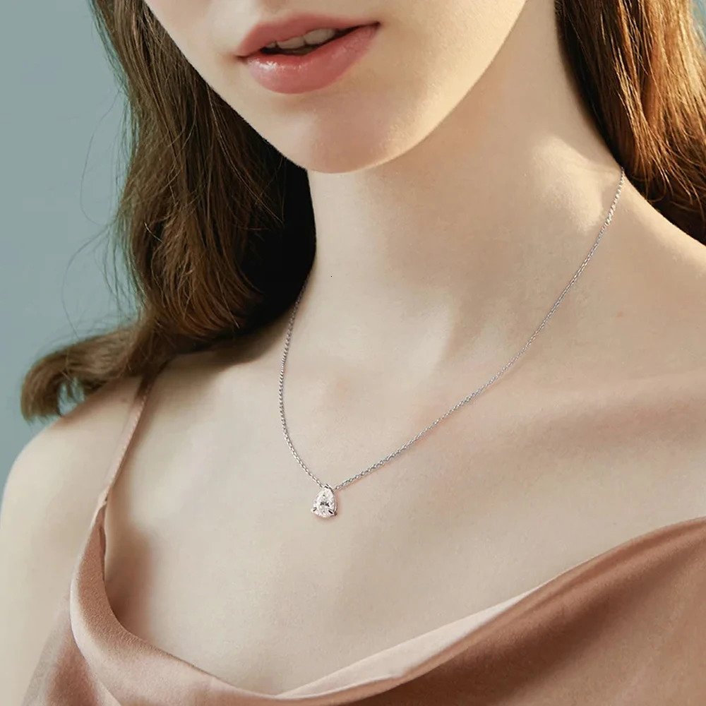 Serenity 2ct Pear Cut D Color Necklace Women Sparkling Sterling Silver S925 Pendant Drop-water Neck Chain Plated 250512