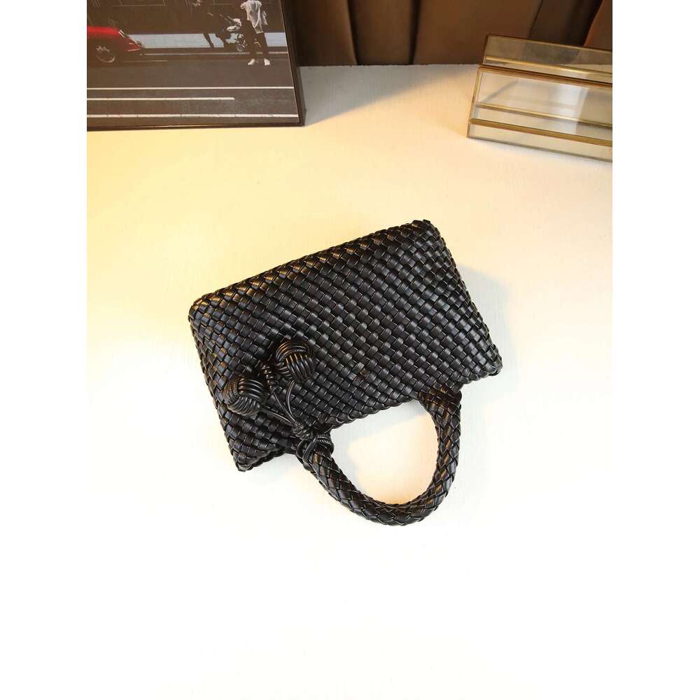New Fashionable Woven Handbag Daily Commute Versatile Mother-Daughter Simple Style Shoulder Crossbody Bag For Women