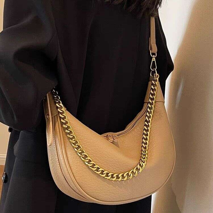 Large capacity for women 2025 new high-end texture niche autumn and winter versatile shoulder chain dumpling bag