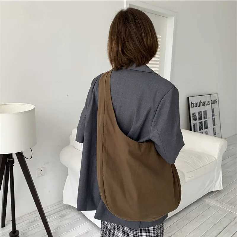 Women Canvas Crossbody Bag Oblique Cross Single Backpack Large Capacity Shoulder Bag Retro Dumpling Hobos Bag Shoulder BagXJ250512
