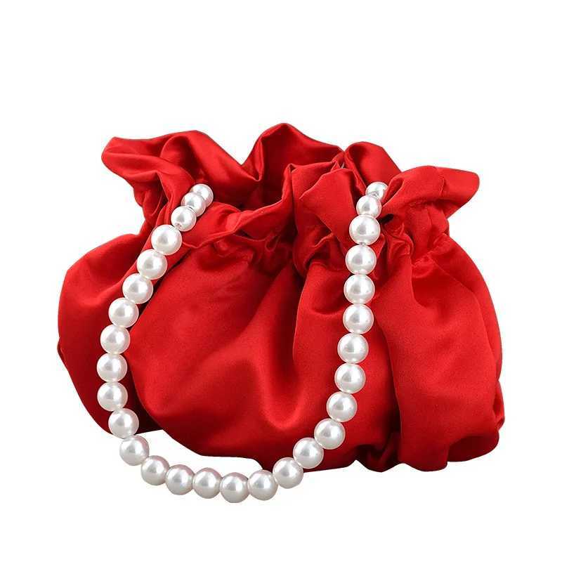 2022 New Womens Handbags Fashion Pearl Chain Party Bucket Bag Lady Day Small Clutches Purses Wedding Evening Handbag Z250512