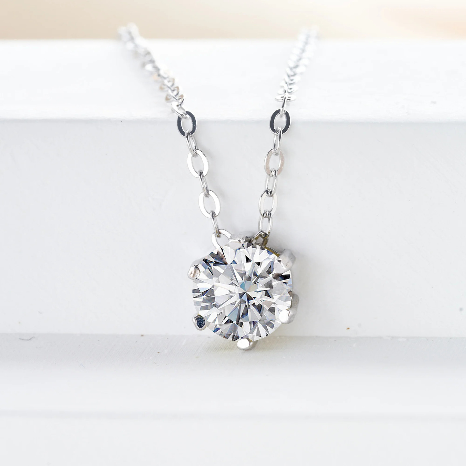 1CT Six Prong Setting Necklace D Color VVS1 Lab Diamond Pendant For Women 925 Sterling Silver Wedding Jewelry 250512