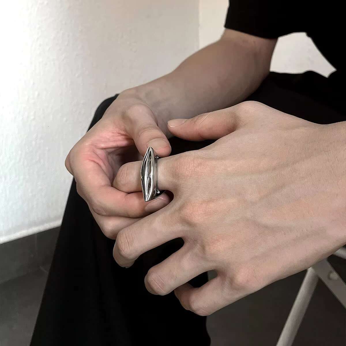 VAF COOL!! Fully Polished Spaceship Ring Stainless Steel Hollow Large Ring Komplet Polierter Raumschiffring