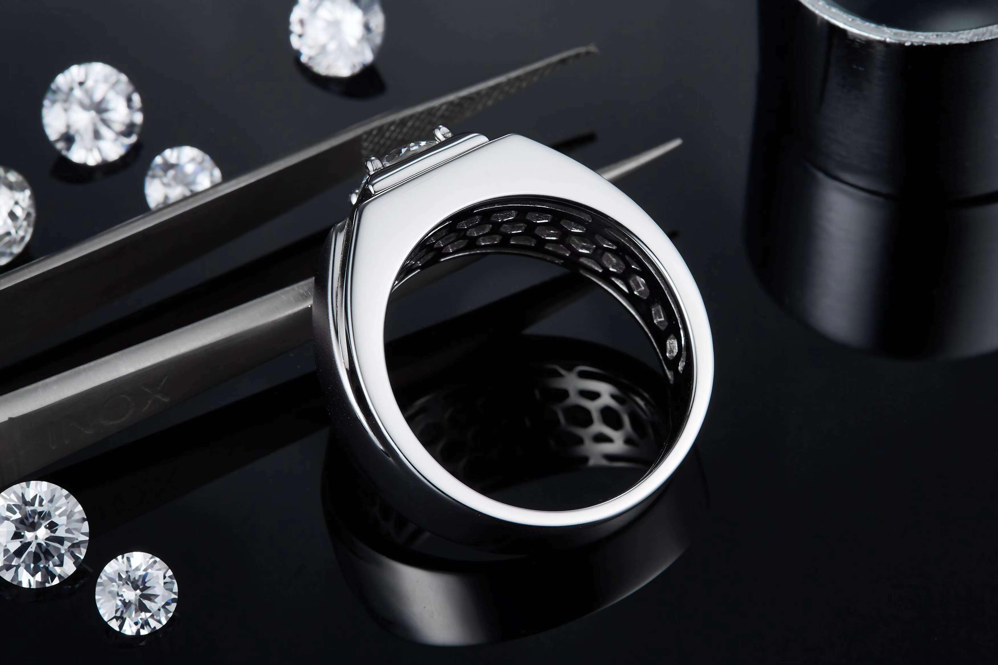 Mens Jewelry VVS Moissanite Diamond RING for Men 925 Sterling Silver Engagement Band with Round Stone Pattern Certificate
