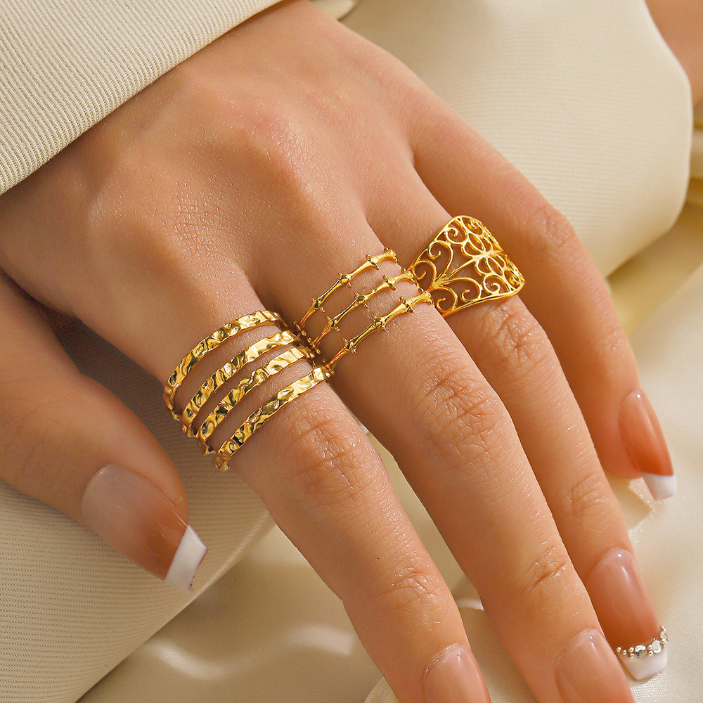 Style Stainless Line for Women's Fashion Versatile Gold Plated Hammer Pattern Titanium Steel Ring