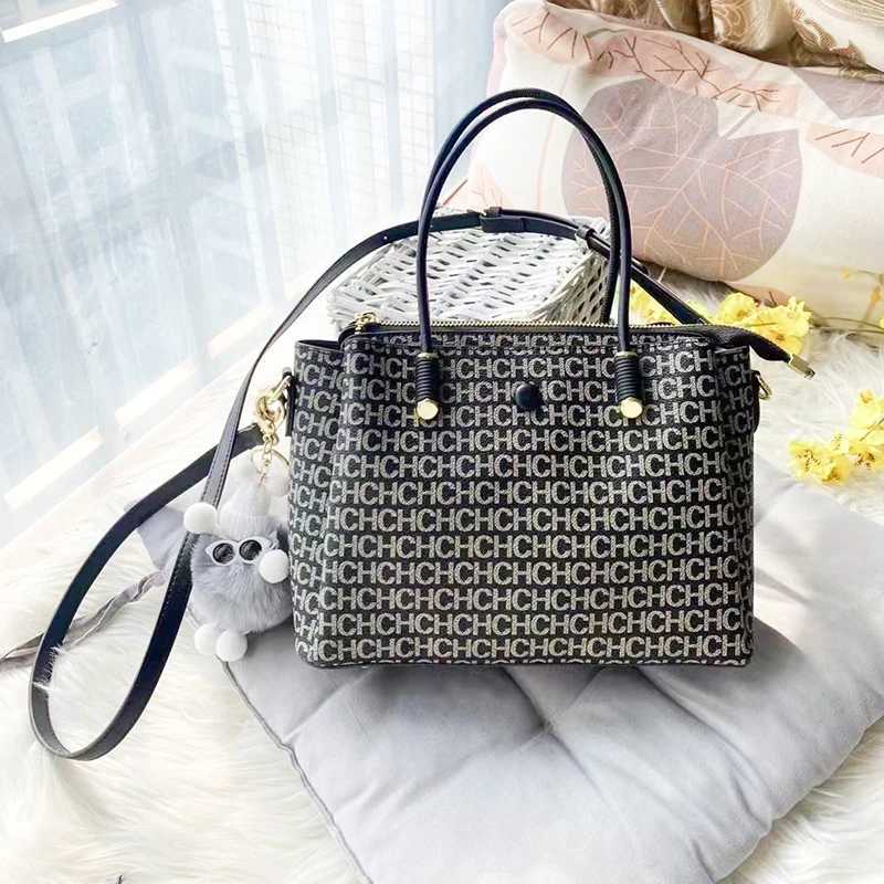 CH Letters Design Temperament Womens Bag Fashion Design Sense Hundred Womens Bag Shopping Handbag Elegant Crossbody Z250512