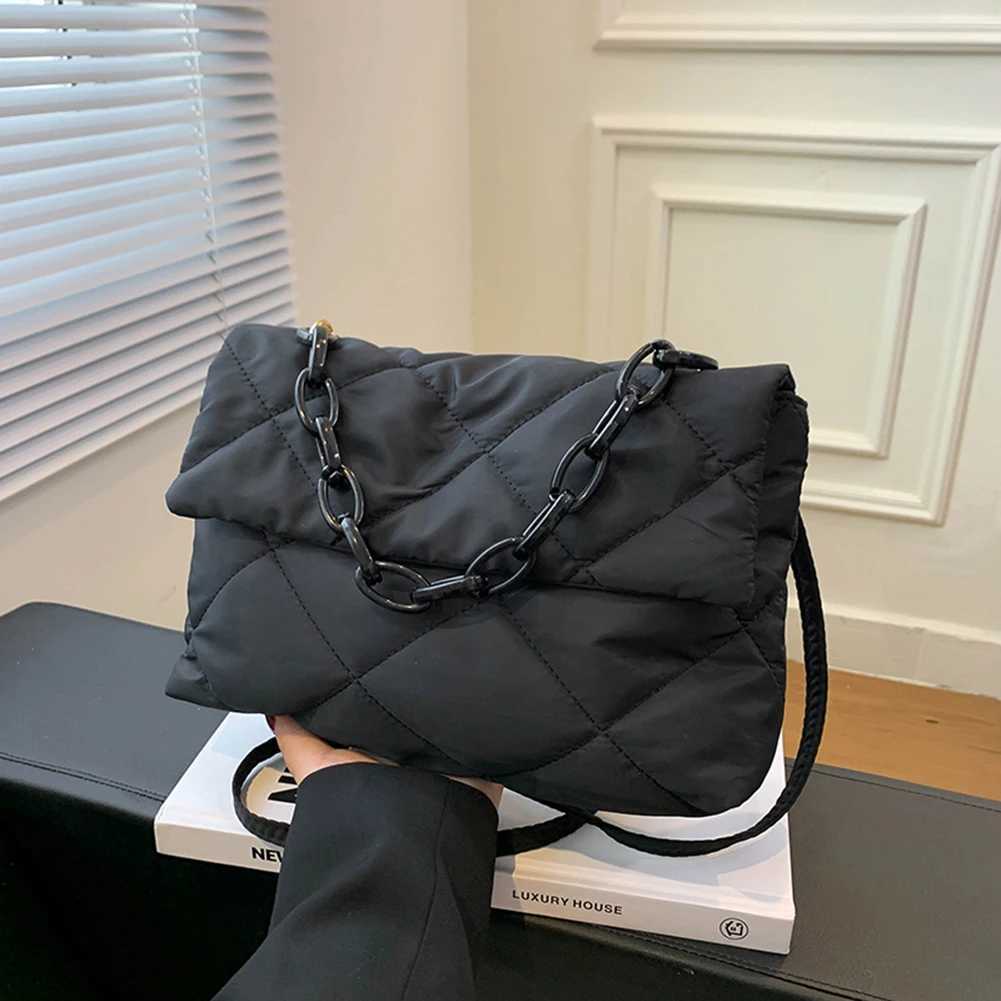 Fashion Chain Crossbody Bags Winter Cotton Padded Quilted Women Shoulder Bags Casual All-match Simple Female s Handbags Z250512