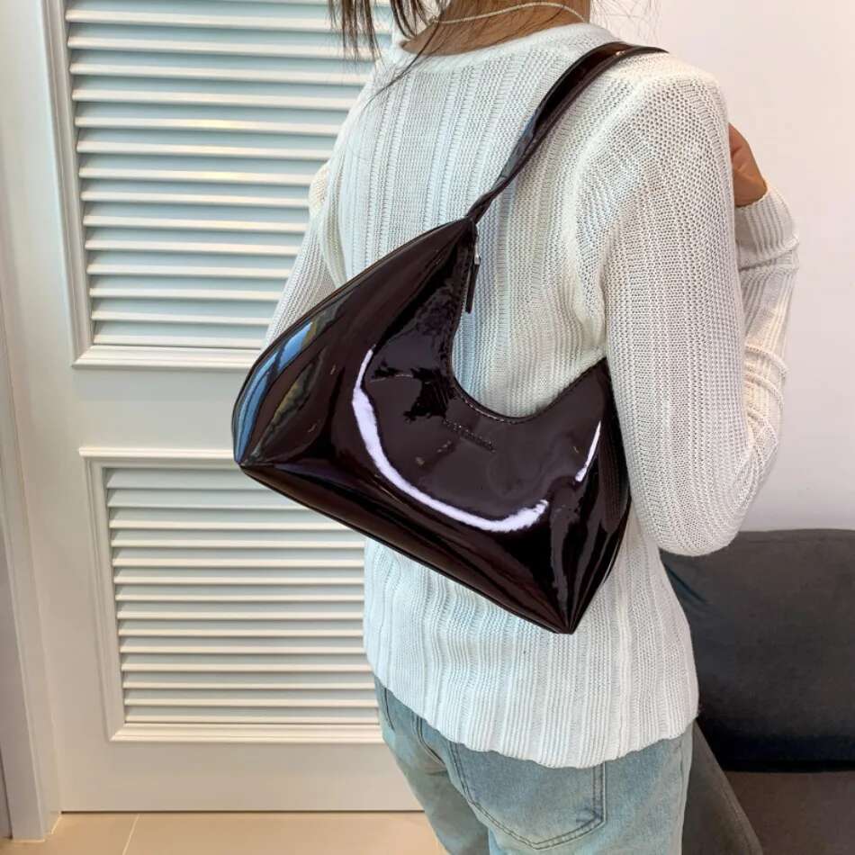 Fashionable Shoulder Bags For Women's Designer Solid Colors Patent Leather Crescent Bag 2024 New Small Handbag Ladies Totes Sac