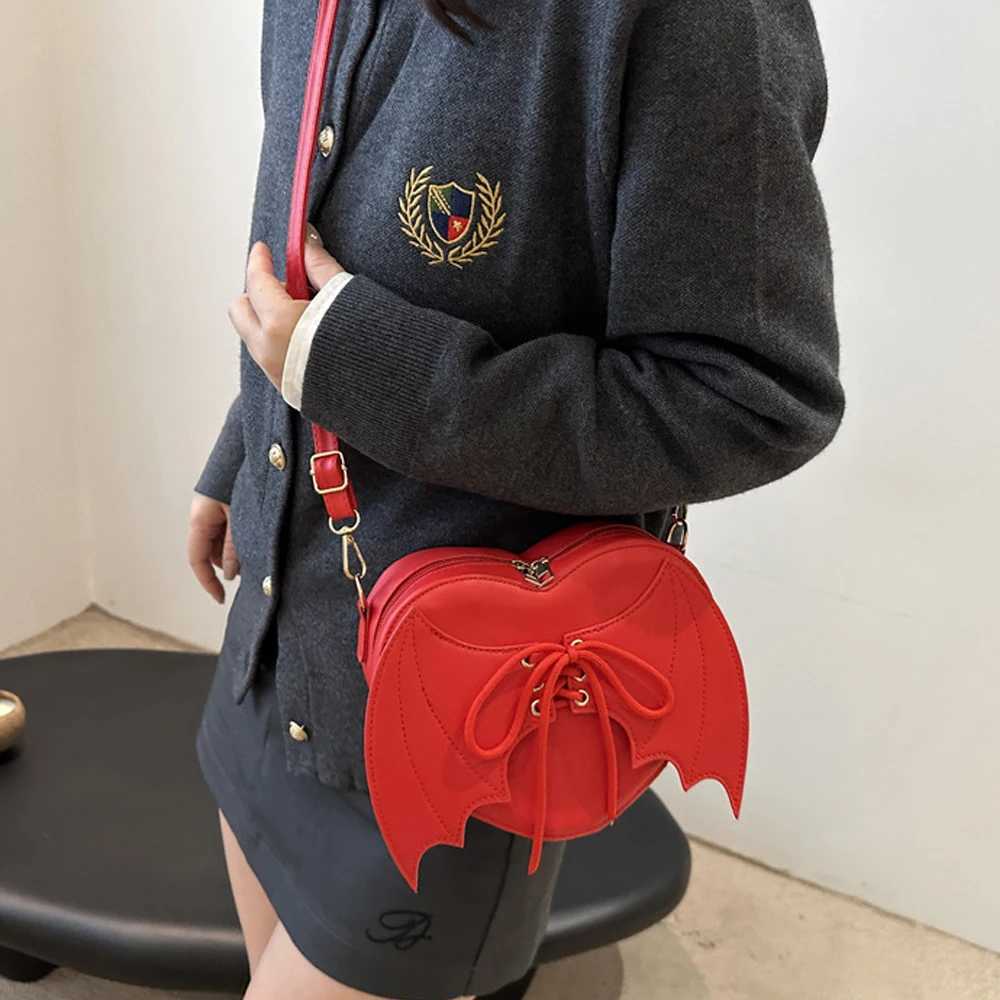Internet celebrity new love bag strap design bat wing bag funny womens single shoulder diagonal cross bag Z250512
