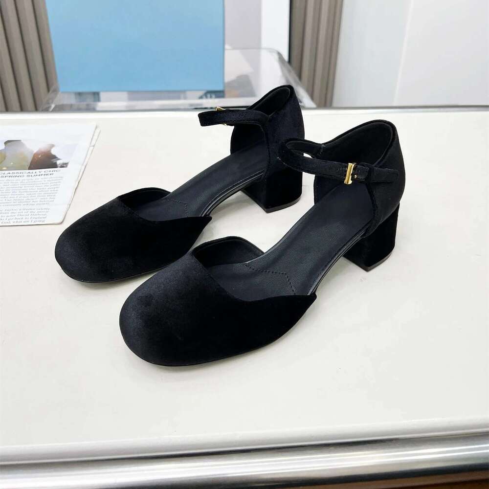 Women Size35-41 Veet Pumps Med Heels Mary Janes Square-Toes Buckle Strap Solid Colors Designer Shoes Zapatillas De Mujer