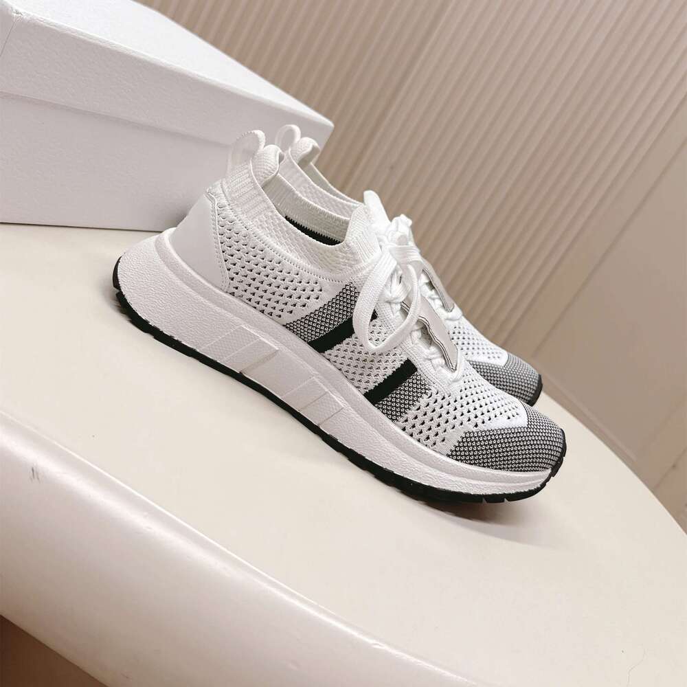 Women Size35-44 Knitting Couple Sneakers Mesh Sports Leisure Flats Mixed Colors Concise Designer Shoes Zapatillas De Mujer