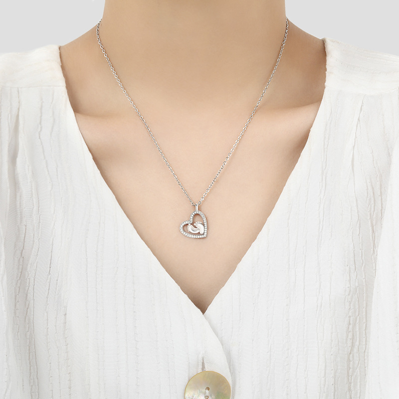 Romantic Tribute Necklace with Engraved Tiny Feet Design Perfect For Doting Mums