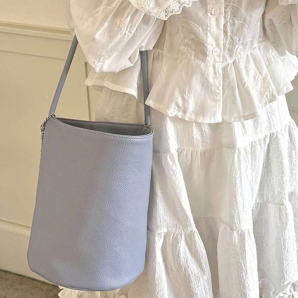 Pu Soft Leather Bucket for Women Simple Pebbled Shoulder Underarm Fashionable and Versatile Commuter Bag Handbag
