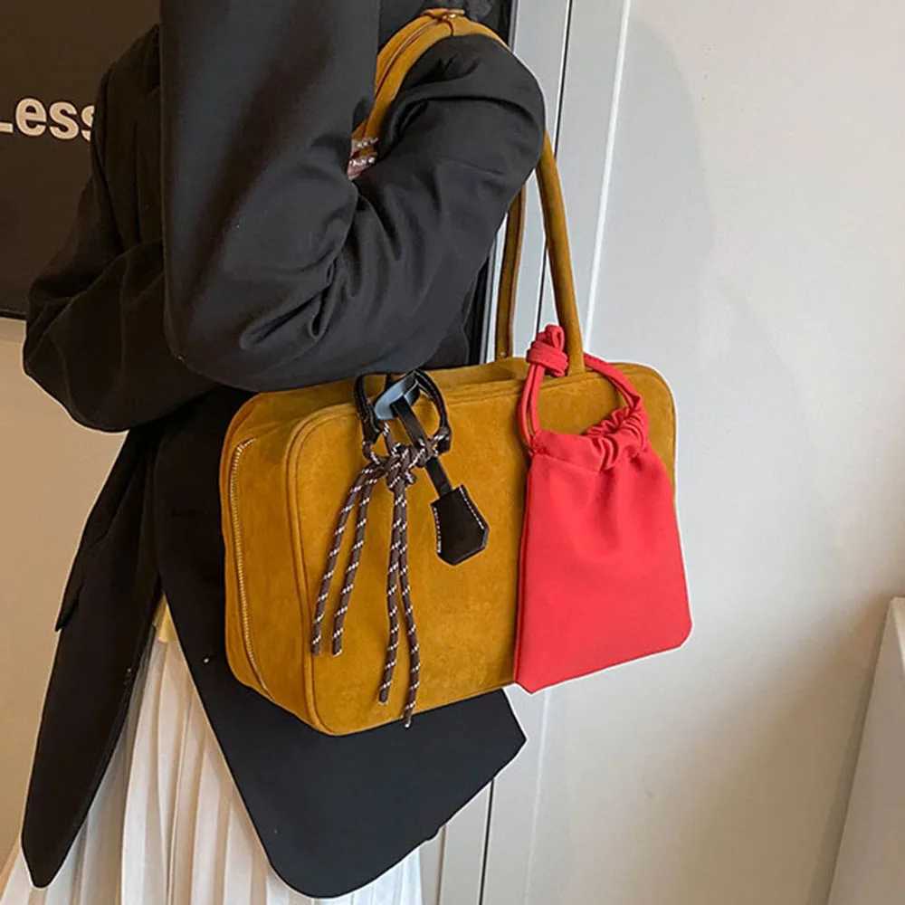 Hot Shoulder Bags With Rope Pendant Tote Bag For Women 2024 Autumn Winter New Womens Bags Korean Fashion Handbags And PursesW250512