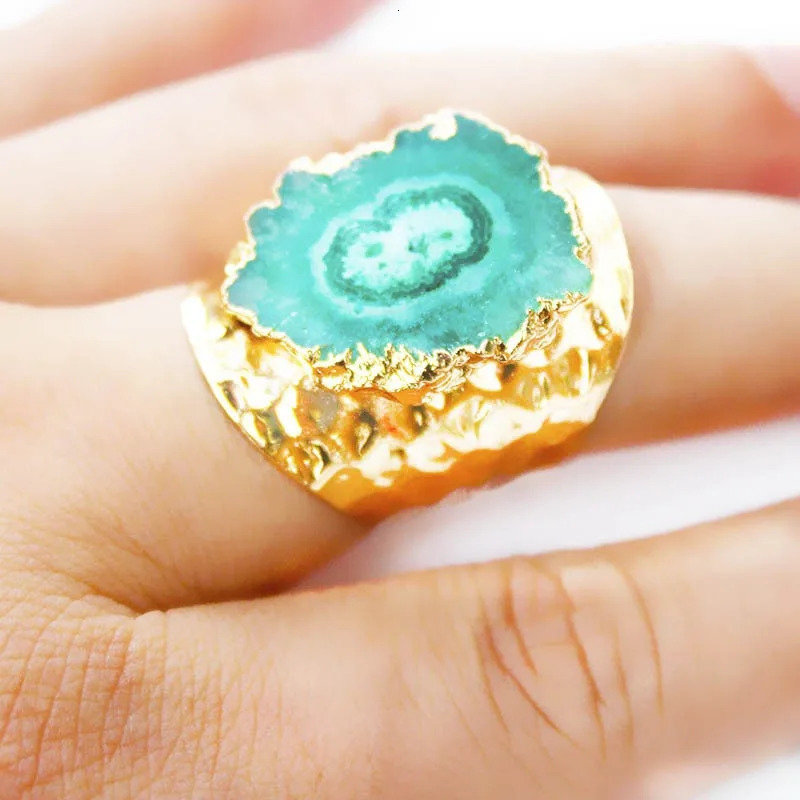 Natural Stone Ring Irregular Shape Agates Crystal Resizable Rings for Women Men Fashion Charm Jewelry Gift Cluster Winding 250512