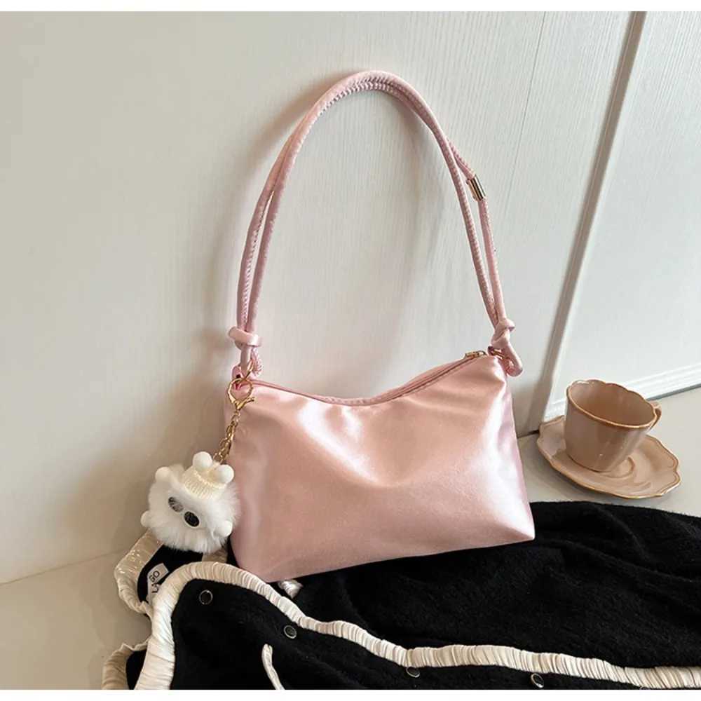 High Quality Solid Color Fashion Elegant Shoulder Bag Smooth Cloth Satin Underarm Bag Leisure Shoulder BagXJ250512
