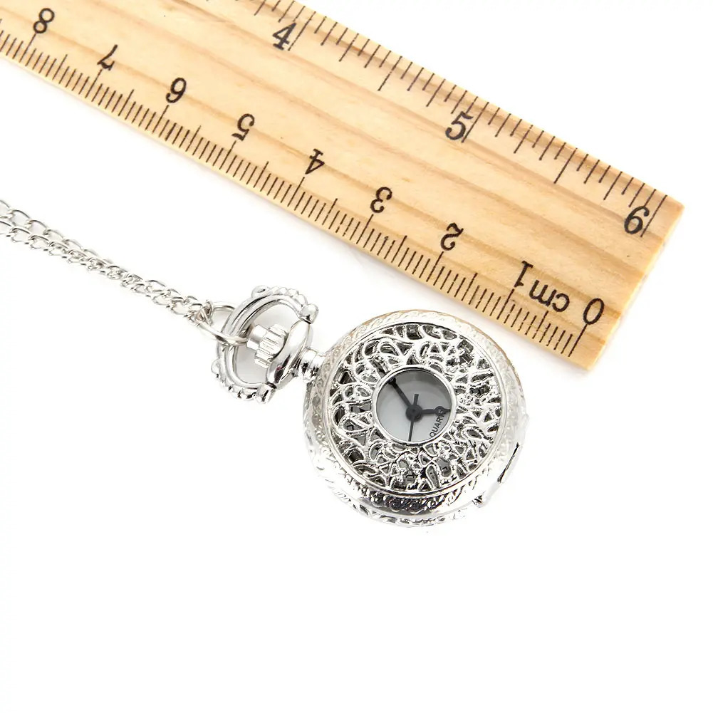 Vintage Women Quartz Pocket Watch Alloy Openable Hollow Out Flowers Lady Girl Sweater Chain Necklace Pendant Clock Gifts 250512