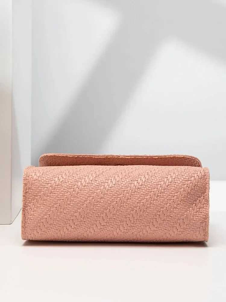 Embossing Chain Square Bag PU Leather Large Capacity Shoulder Crossbody Cell Phone Bag for Women purses and handbagsXJ250512