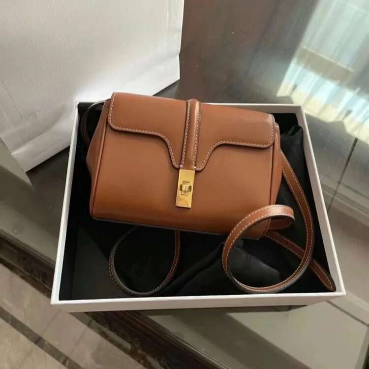 Designer Bag 2025 Women Mini Totes Underarm Flap Hasp Cowhide Genuine Leather Shoulder Bag Sweet Ladies Pink Party Small Strap Crossbody Bags Luxury B