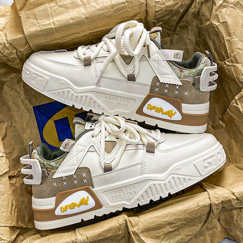 Designer Internet celebrity hot men's shoes winter 2025 new versatile thick soled casual flat shoes anti slip youth sports trendy shoes