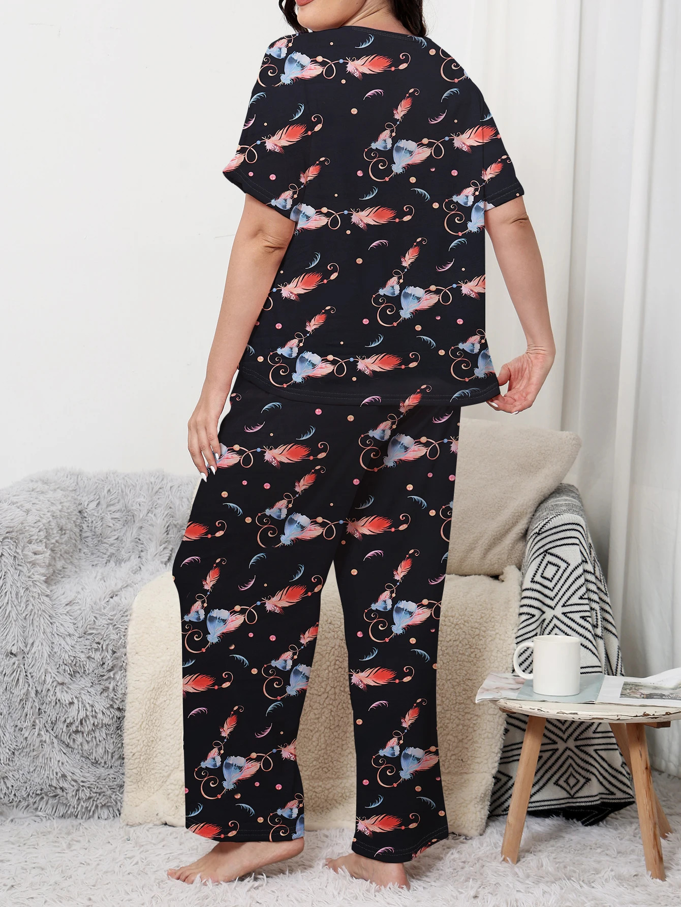 Plus pajama set short sleeved pants comfortable and loose fitting The clothes at home can be worn very large 250427