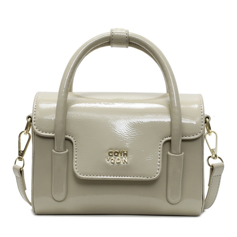 This year's popular hand-held small square women's 2025 summer new simple shoulder commuting crossbody bag
