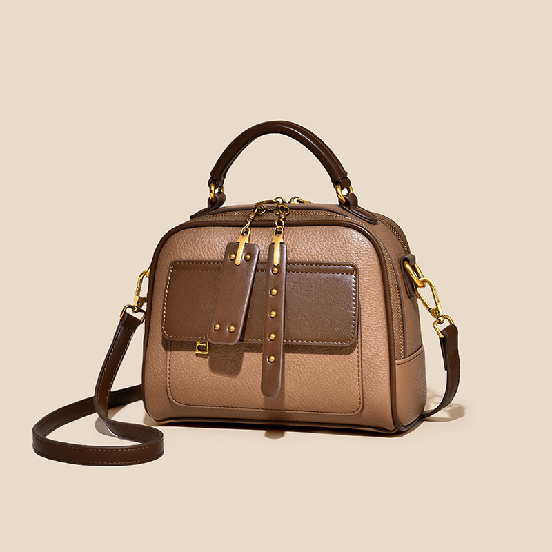 High Quality New Free Delivery Designer Bag Crossbody 2025 New Casual Women's Contrasting Texture Pillow Style Handbag Large Capacity Commuting S