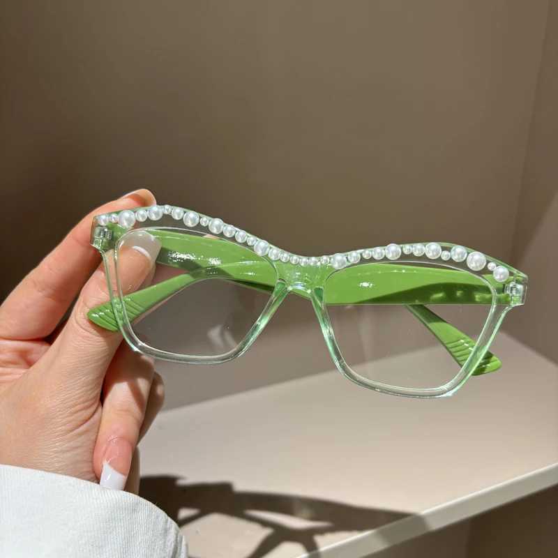 2025 New High Quality Pearl Presbyopia Glasses For Women Anti Blue Light Fashion Ultra Light Green Whitening Prescription Glasses W250513