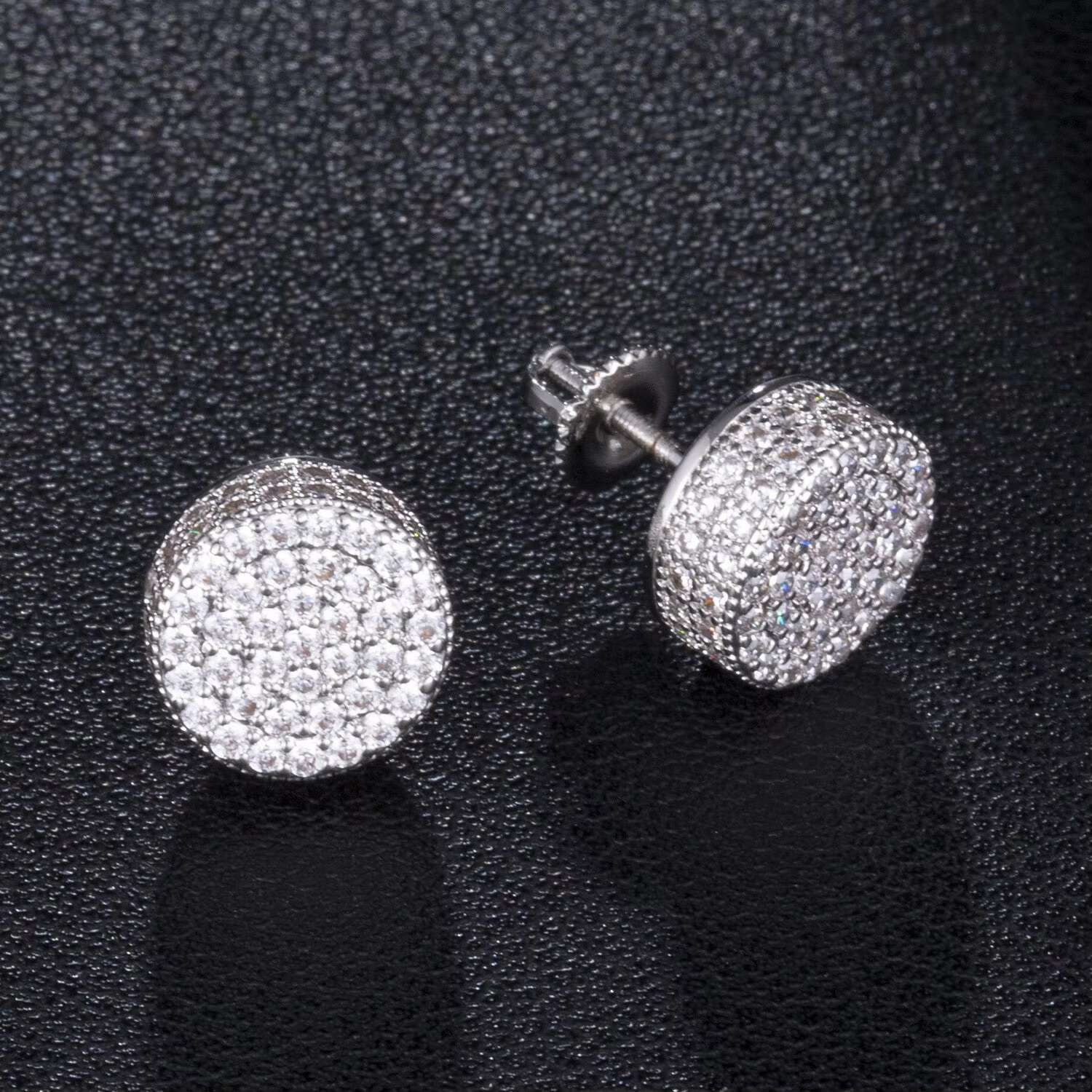 New Fine Jewelry HipHop Iced Out Moissanite Diamond Yellow Gold Color 925 Sterling Silver VVS Moissanite Stud Earring for Unisex