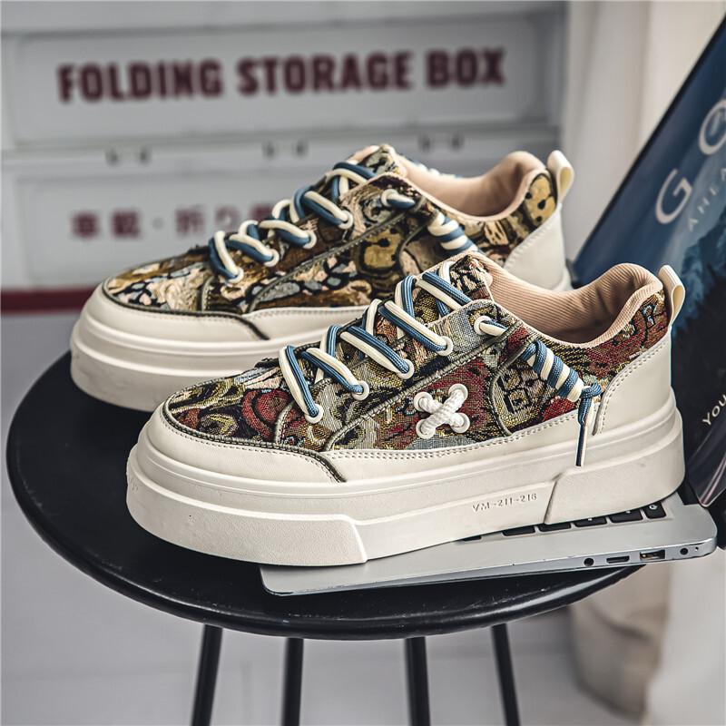 Men S Summer New Board Anti Slip Wear Resistant Casual Shoes Men S Canvas Trendy And Versatile Casual Sports White Shoes Ddmysaturn