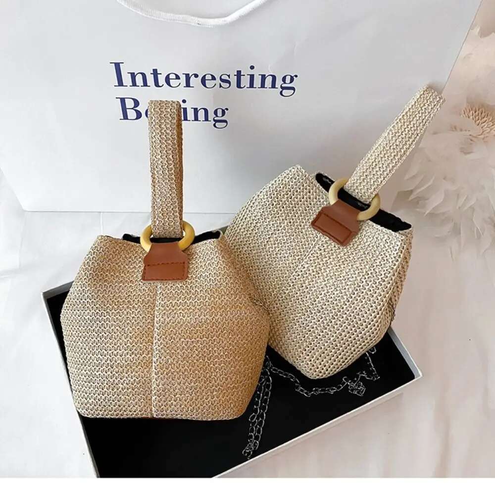 Designer Women Handbag 2024 Summer Woven Bucket Crossbody Chain Shoulder Bags Bohemian Female Handmade Rattan Tote