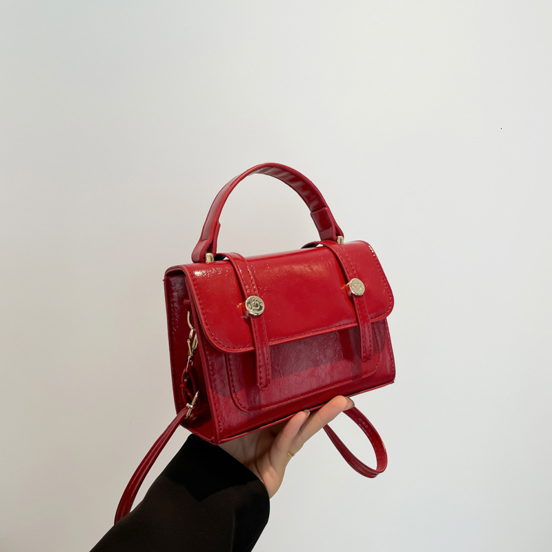 Delivery Designer Bag Commuting Texture Minimalist And Fashionable Handbag 2025 Winter New Versatile Ins Single Shoulder Crossbody Bag Small Square Ba