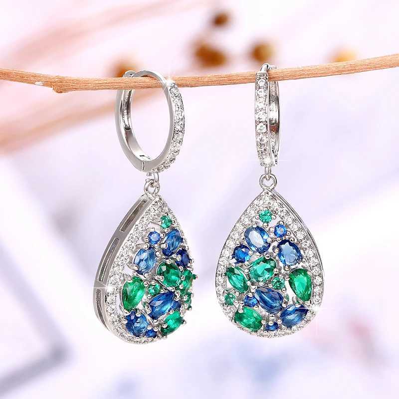 Huitan Vintage Women Drop Earrings with Blue/Green Cubic Zirconia Temperament Female Ear Accessory for Party Anniversary Jewelry Y250510