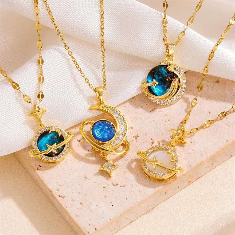 Trendy Fashion Made in China Stainless Steel Gold Saturn Pendant Necklace Accessories for Women
