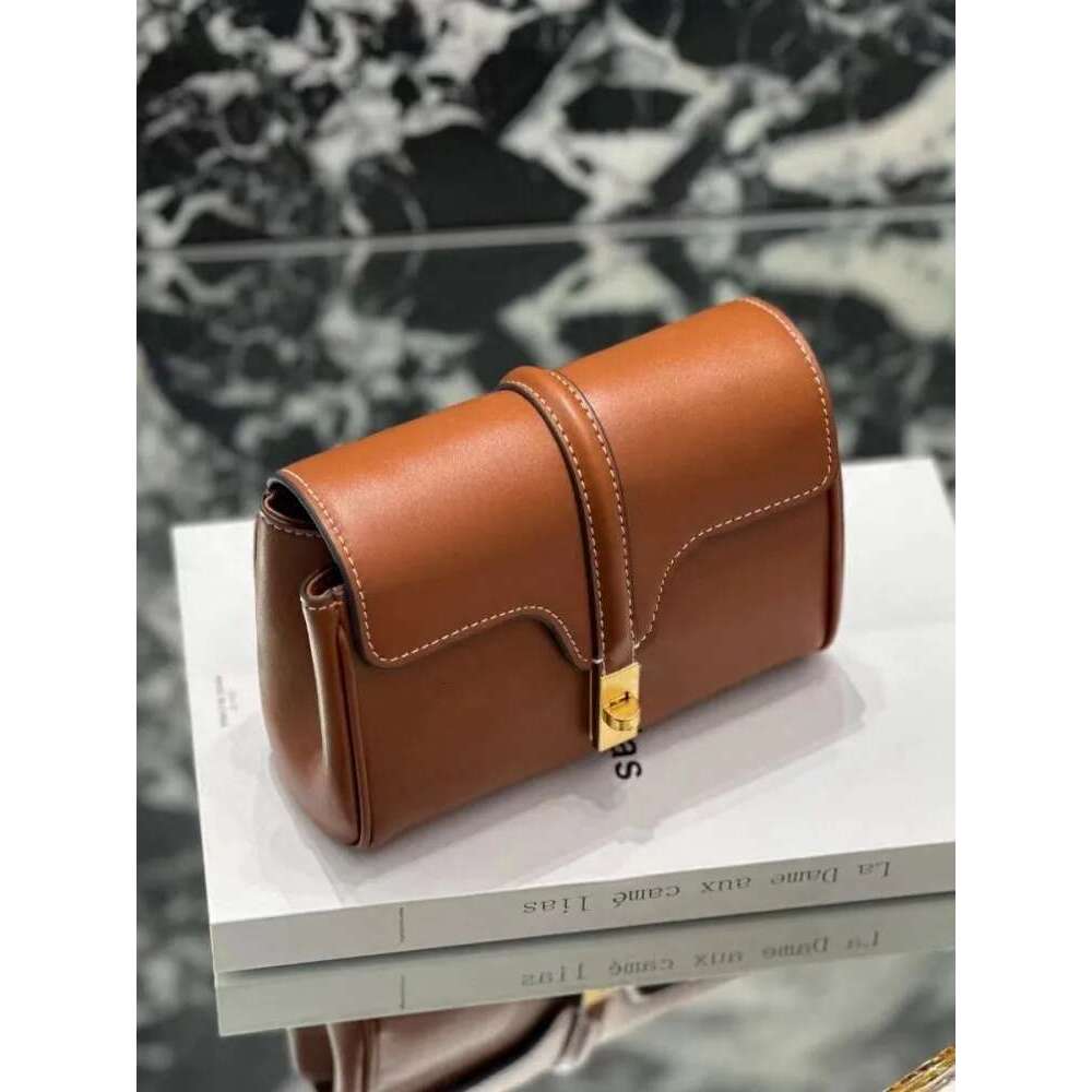 Designer Bag 2025 Women Mini Totes Underarm Flap Hasp Cowhide Genuine Leather Shoulder Bag Sweet Ladies Pink Party Small Strap Crossbody Bags Luxury B