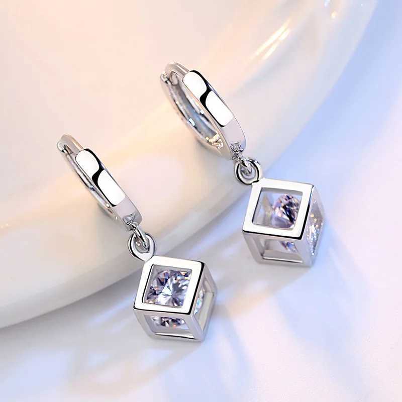 925 Silver Needle Fashion Shiny Square CZ Zircon Ladies Stud Earrings Women Jewelry Female Wedding Gift Wholesale Y250510