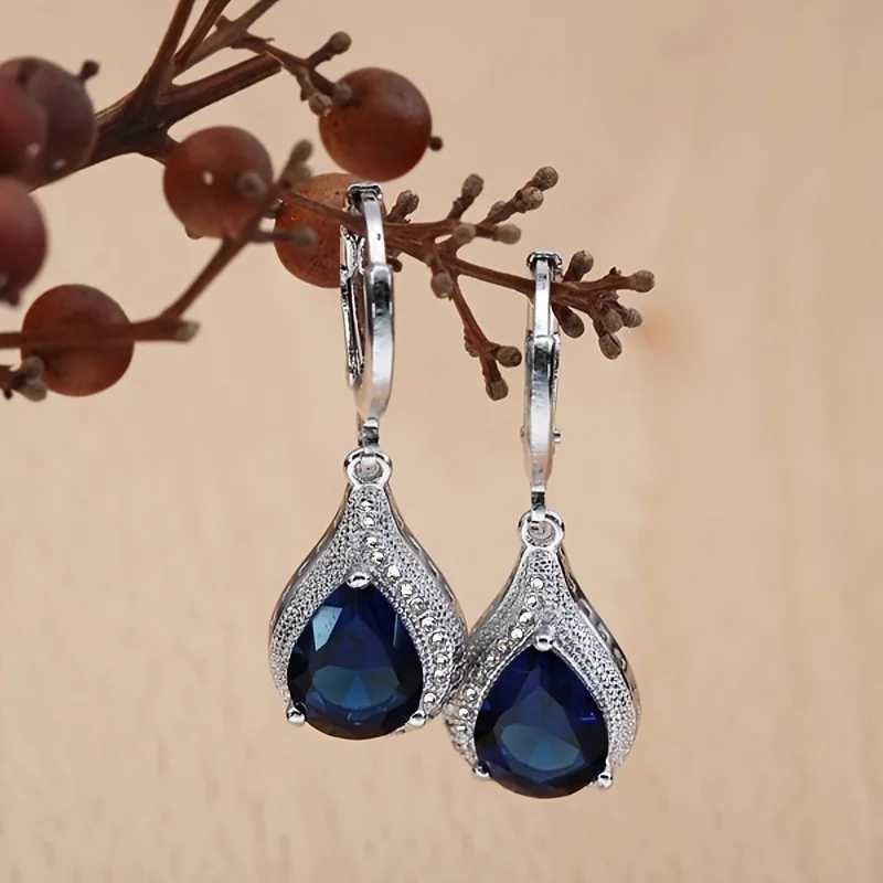 1 Pair Luxury Fashion Women 925 Silver Plated Blue Crystal Dangle Drop CZ Earrings Jewelr Y250510