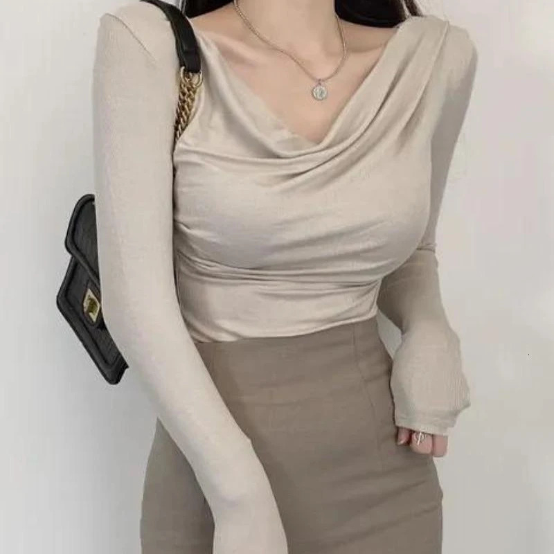 V Neck Long Sleeve TShirt Women Summer Slim Casual Top Winter Solid Bottom Shirts Korean 250513