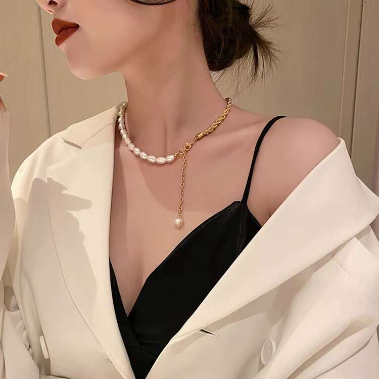 Fashion women's jewelry pearl pendant splicing stainless steel twisted gold-plated hip-hop necklace trend simple collarbone chain